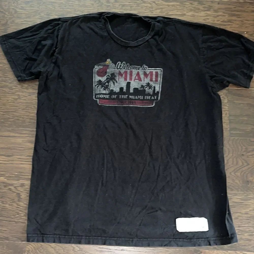 Welcome to Miami Heat warm up south beach basketball shirt vintage retro XL BLK
